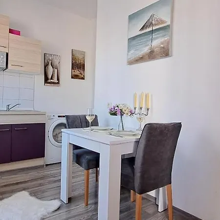 Apartman Old Town Tone