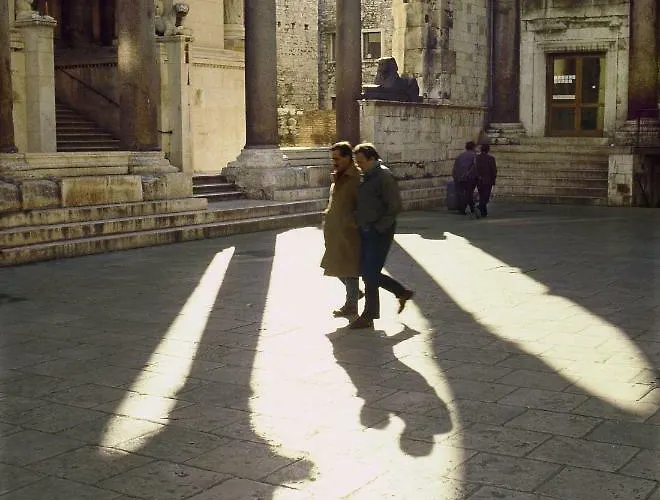 Old Town Tone شقة