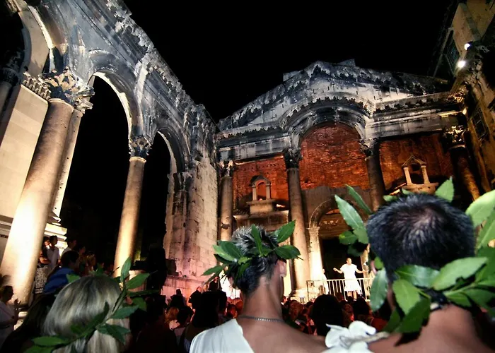 Old Town Tone شقة *