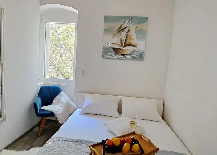 Old Town Tone Apartmán